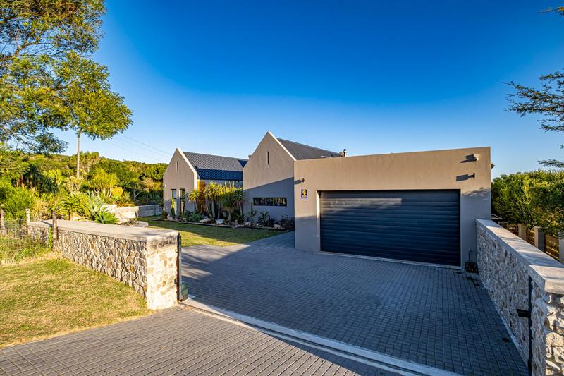 3 Bedroom Property for Sale in Kragga Kamma Eastern Cape